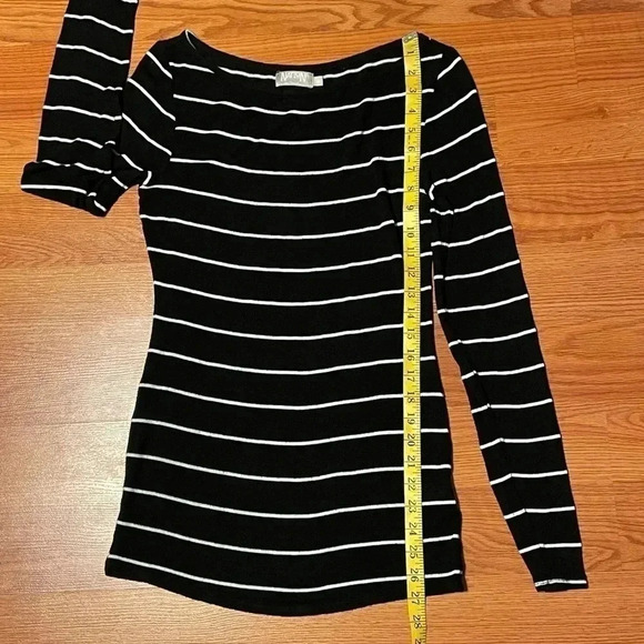 Nation LTD Womens M Striped Long Sleeve Top T-Shirt Modal Black White FLAW - Picture 10 of 10